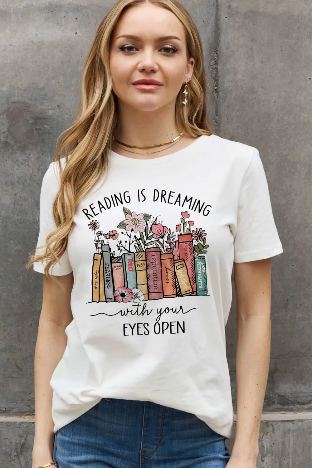 Full Size READING IS DREAMING Graphic Cotton Tee