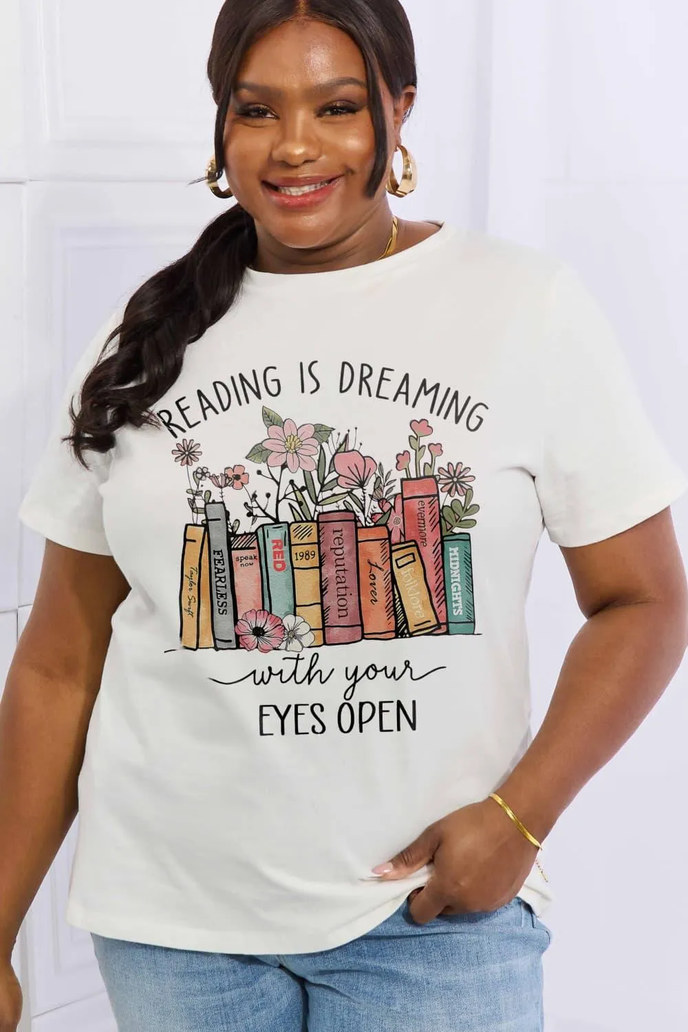 Full Size READING IS DREAMING Graphic Cotton Tee