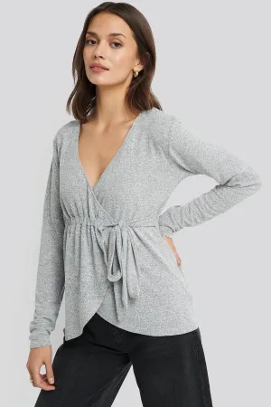 Overlap Light Knitted Sweater